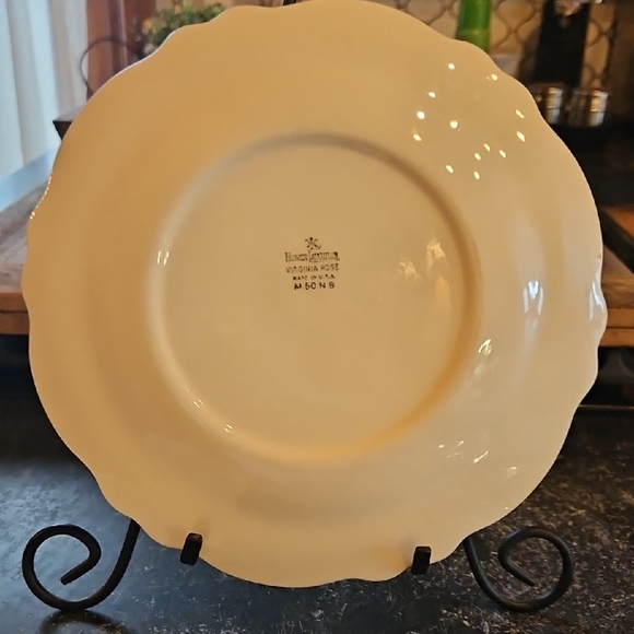 Set Of 6 Homer Laughlin Floral Plate with Pink and Purple Accents - Picture 14 of 14